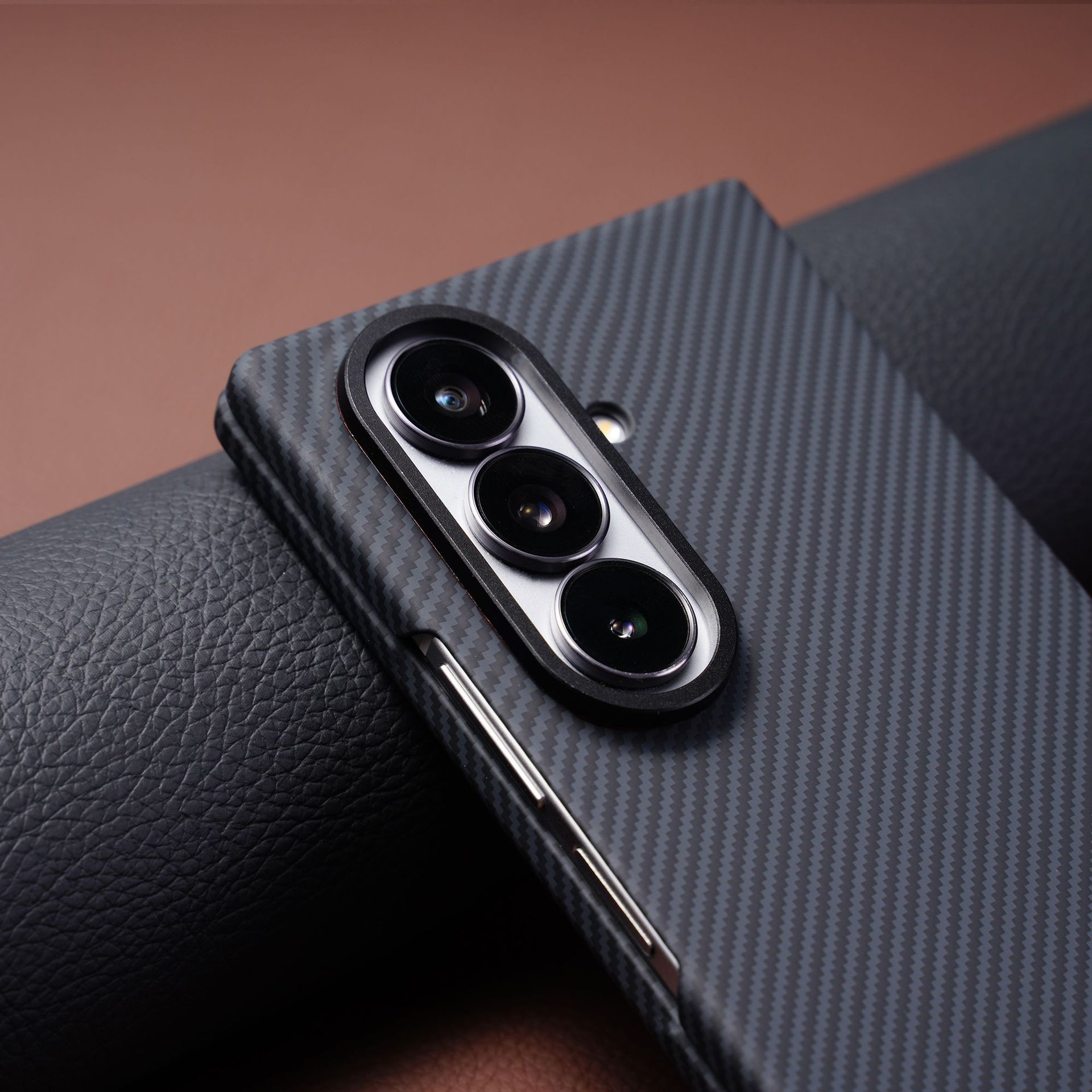 Compatible with Samsung Z Fold 8/7 phone case, textured 6/5, wireless charging, magnetic 4/3 carbon fiber case film protective case
