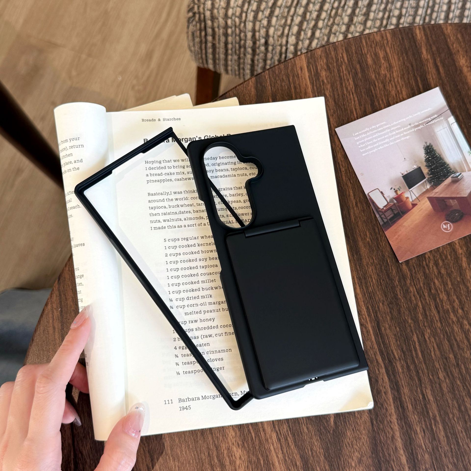 Compatible with Samsung Z Fold8U phone case, 7/6/5 folding card holder, PC ultra-thin skin-feel shockproof protective case - Black Z Fold8ultra