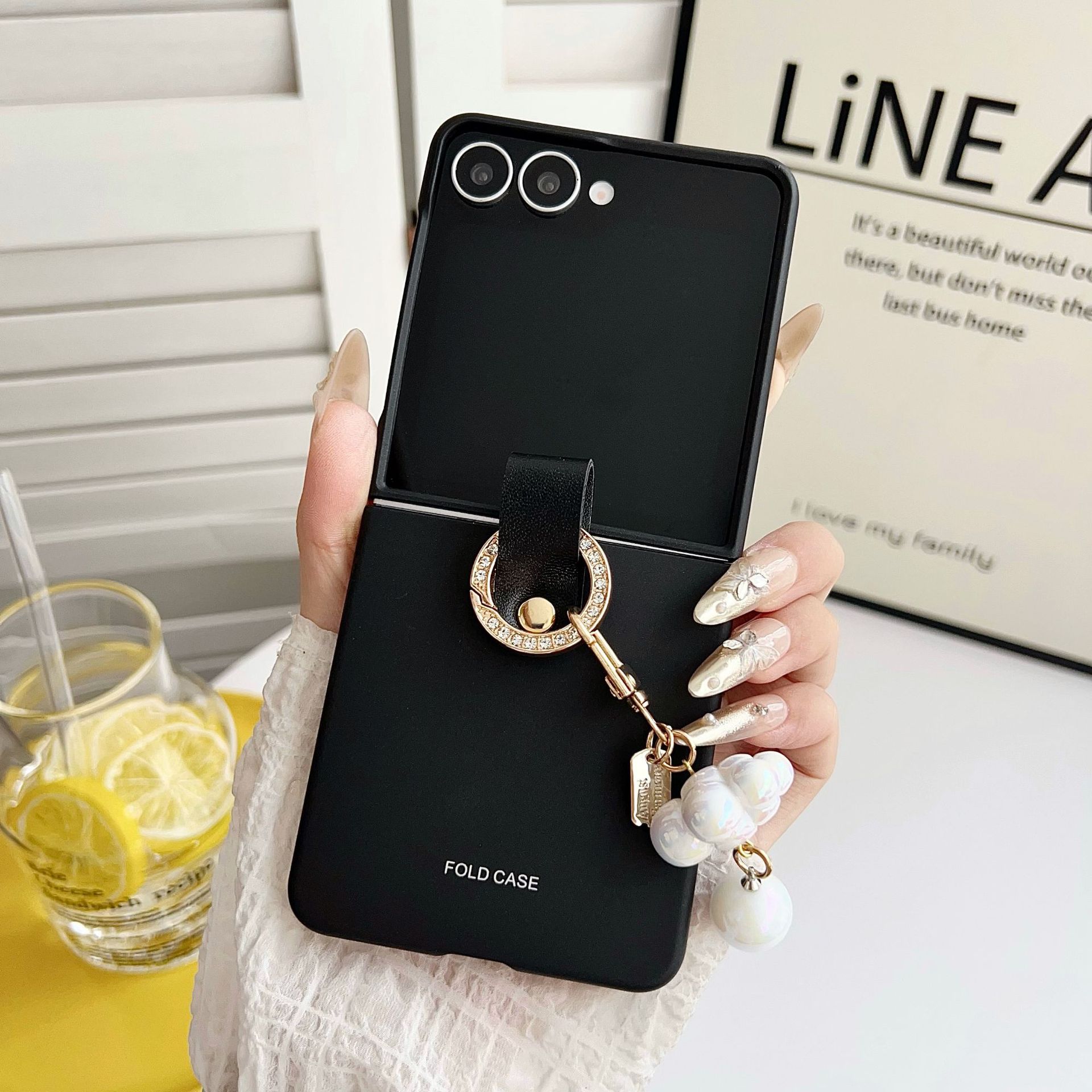 Compatible with Samsung Z Flip8 phone case, Flip7 fashion ring pendant jewelry, foldable screen ultra-thin shockproof case - Black Samsung Z Flip8