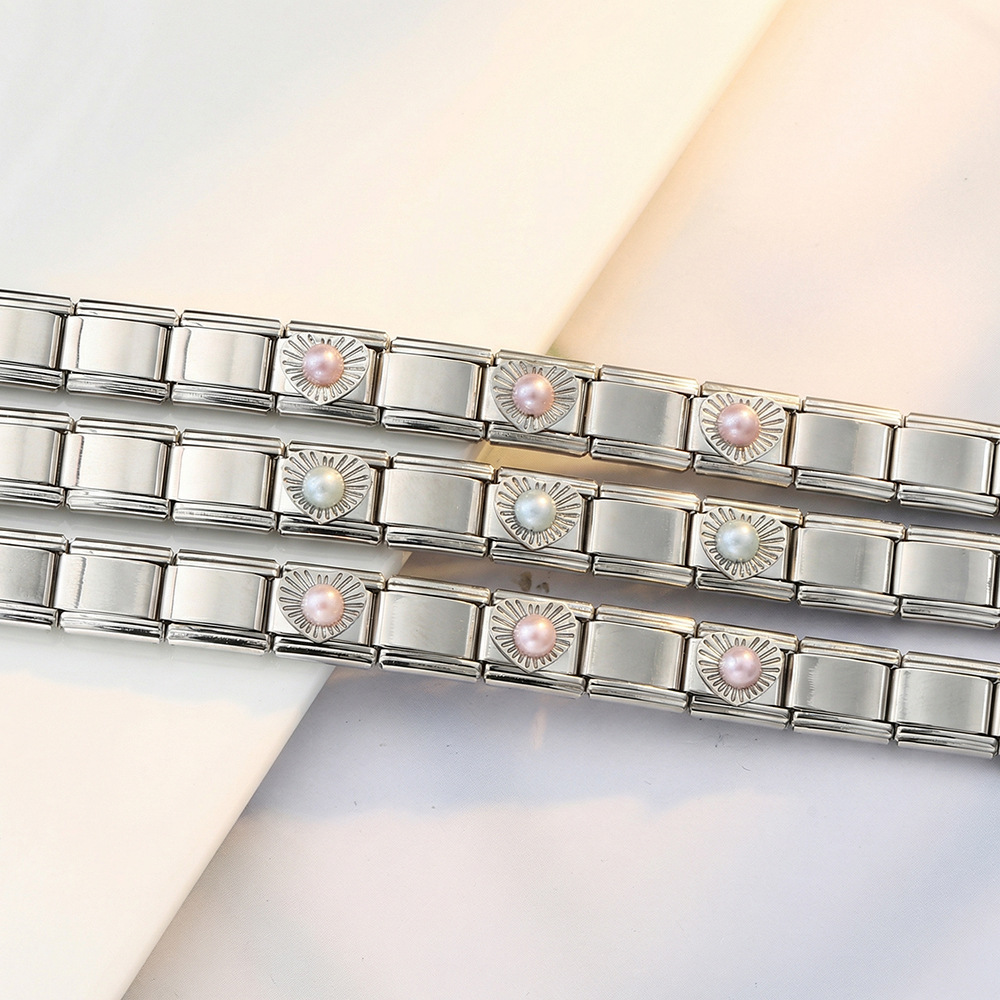DIY Italian modular bracelet with heart-shaped beads, welded and dripped oil, elastic splicing stainless steel watch strap chain