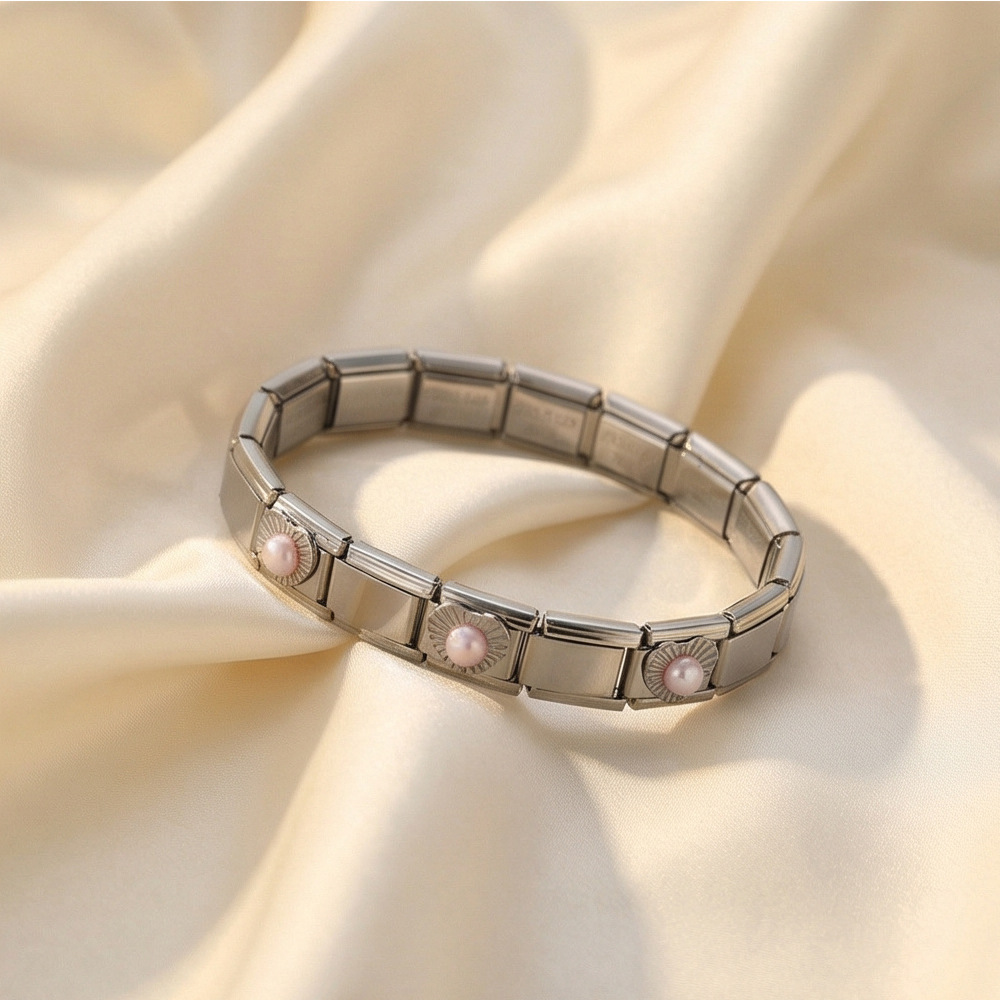 DIY Italian modular bracelet with heart-shaped beads, welded and dripped oil, elastic splicing stainless steel watch strap chain