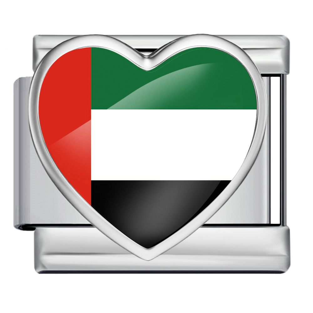 DIY Italian-style patchwork bracelet with heart-shaped flag and flag design, stainless steel watch strap and chain accessories.