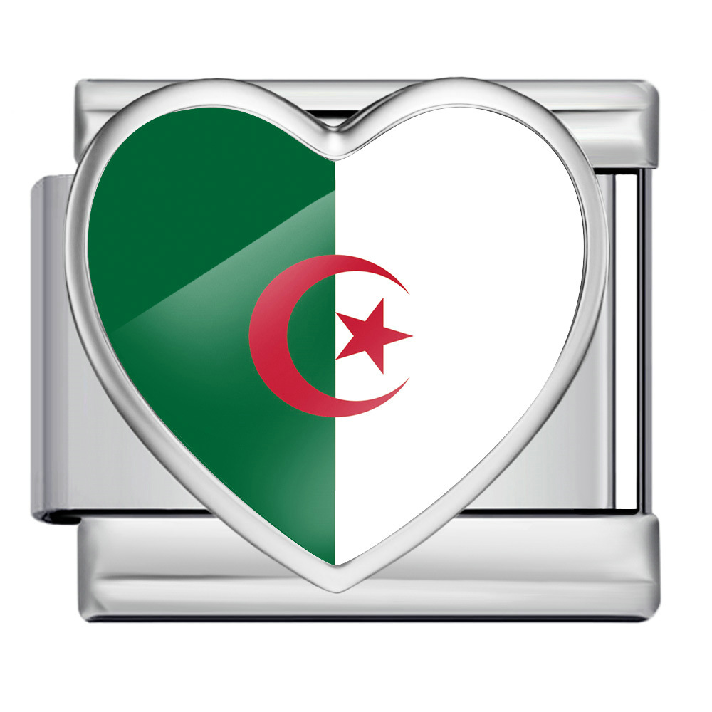 DIY Italian-style patchwork bracelet with heart-shaped flag and flag design, stainless steel watch strap and chain accessories.