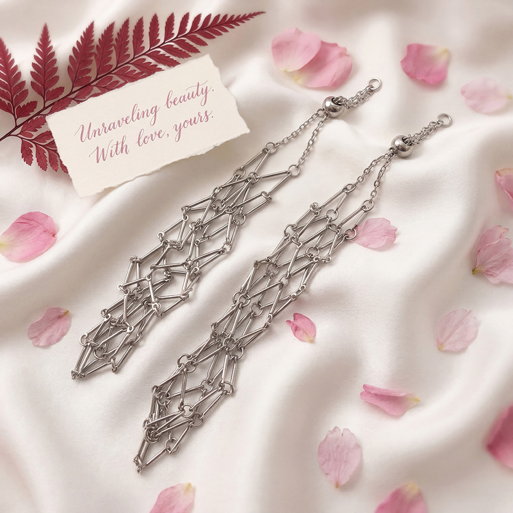 Stainless steel lipstick mesh keychain heart-shaped bow pendant DIY fashion ornament handmade gift decoration