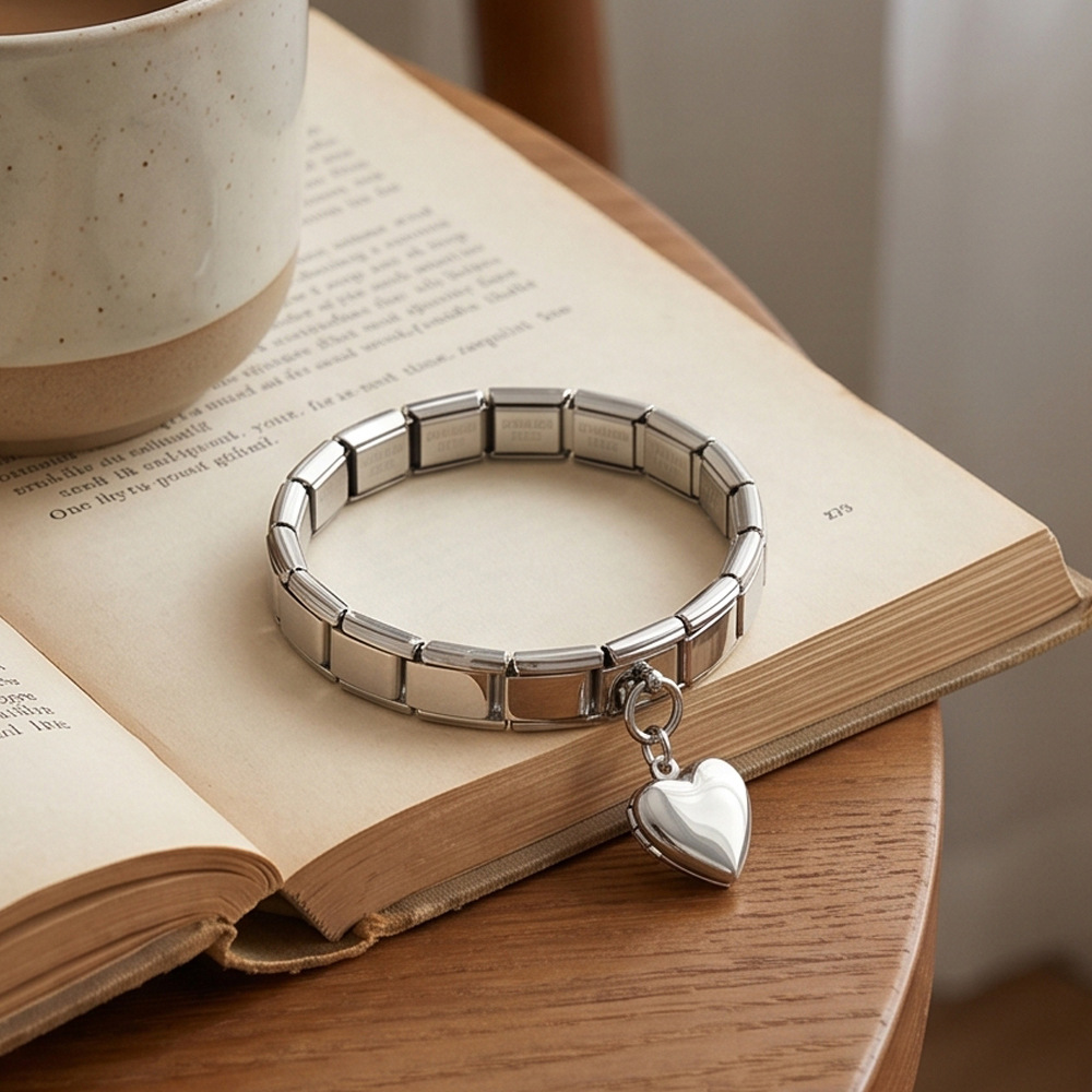 Heart-shaped photo box pendant DIY Italian modular bracelet accessory stainless steel pendant jewelry