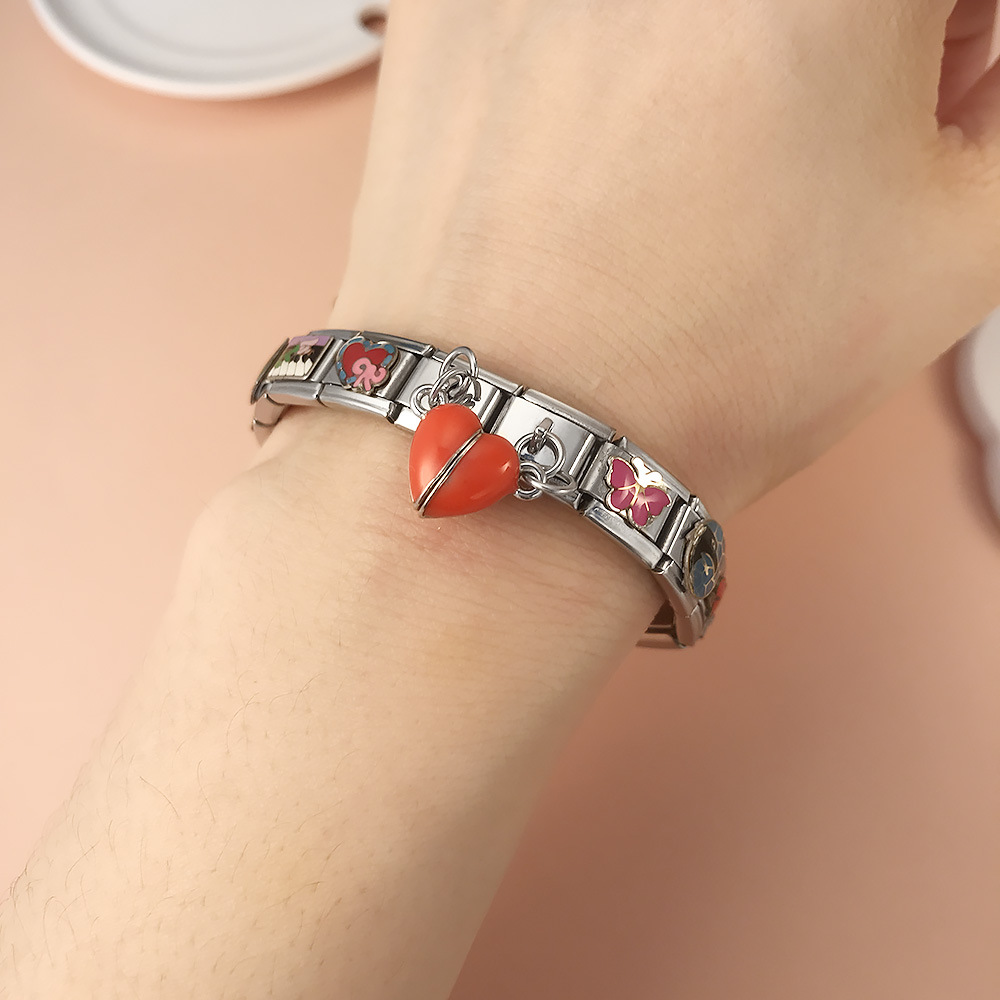 Glow-in-the-dark magnetic heart-shaped Italian modular bracelet with stainless steel double hooks, DIY free-assembly bracelet.