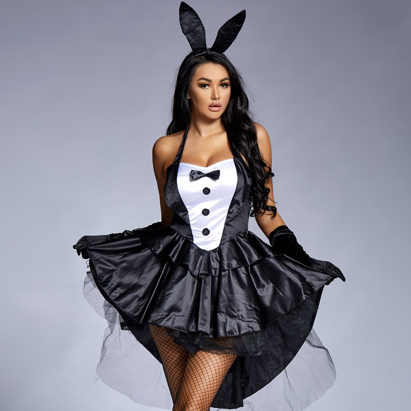 Halloween photo studio costumes, bunny girl costumes, tuxedos, magician performance costumes, European sizes.