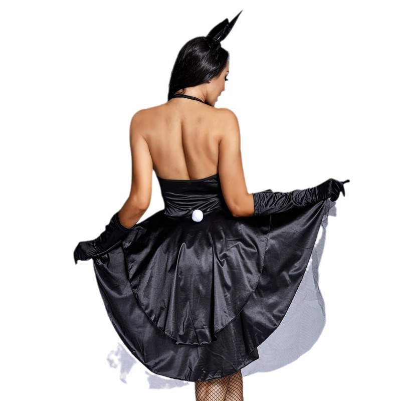 Halloween photo studio costumes, bunny girl costumes, tuxedos, magician performance costumes, European sizes.