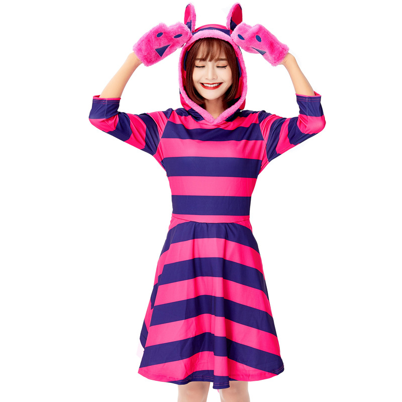 Halloween costume, Alice in Wonderland, smiling cat, purple striped cat cosplay