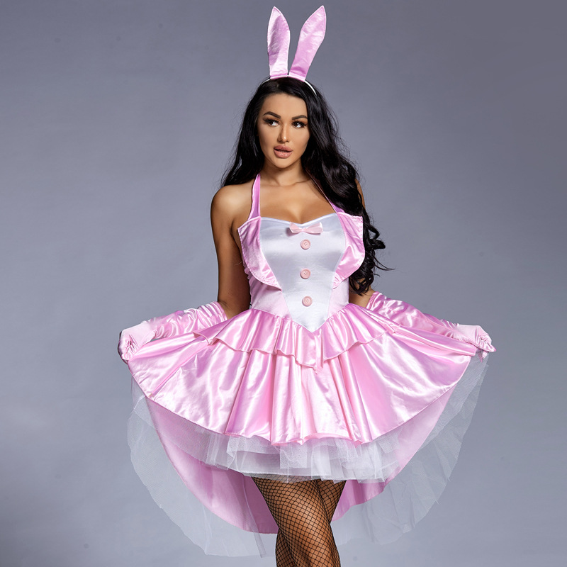 Halloween cosplay costume: Bunny Girl pink tutu.
