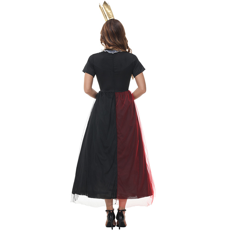 Halloween costumes: Poker Queen, Red Queen, Heart-shaped skirt dress, Alice in Wonderland stage costume