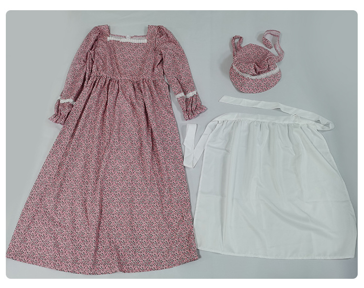 Pink and blue floral print colonial girl prairie pioneer pioneer outfit pastoral style long dress