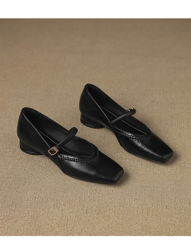 Plus-size early spring single shoes, square toe, buckle, chunky heel, mid-heel, comfortable slip-on women's shoes, black and gray.