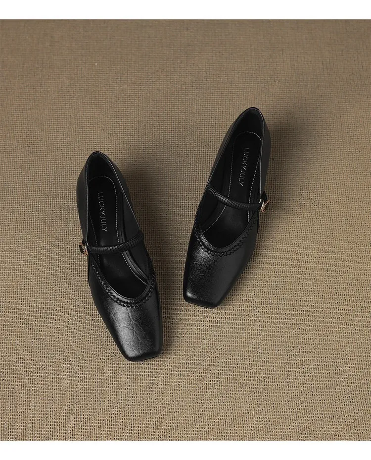 Plus-size early spring single shoes, square toe, buckle, chunky heel, mid-heel, comfortable slip-on women's shoes, black and gray.