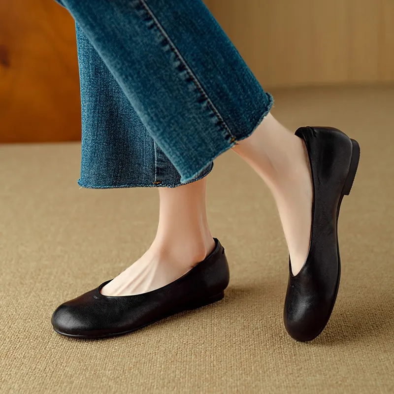 Spring flat round toe low-cut simple comfortable women's shoes in brown and black