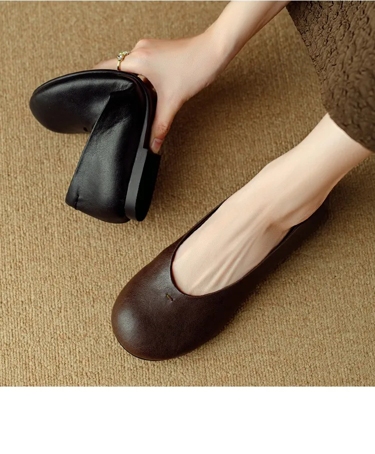 Spring flat round toe low-cut simple comfortable women's shoes in brown and black