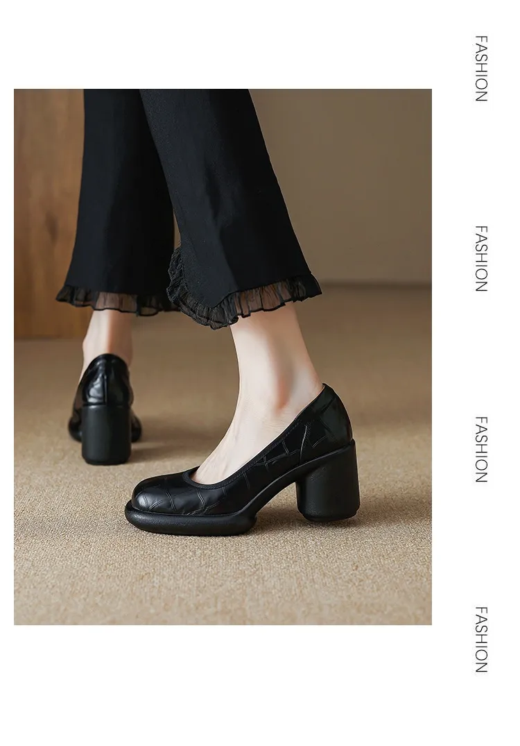 Spring single shoes, round toe, thick sole, chunky heel, slip-on, simple fashion shoes for women.