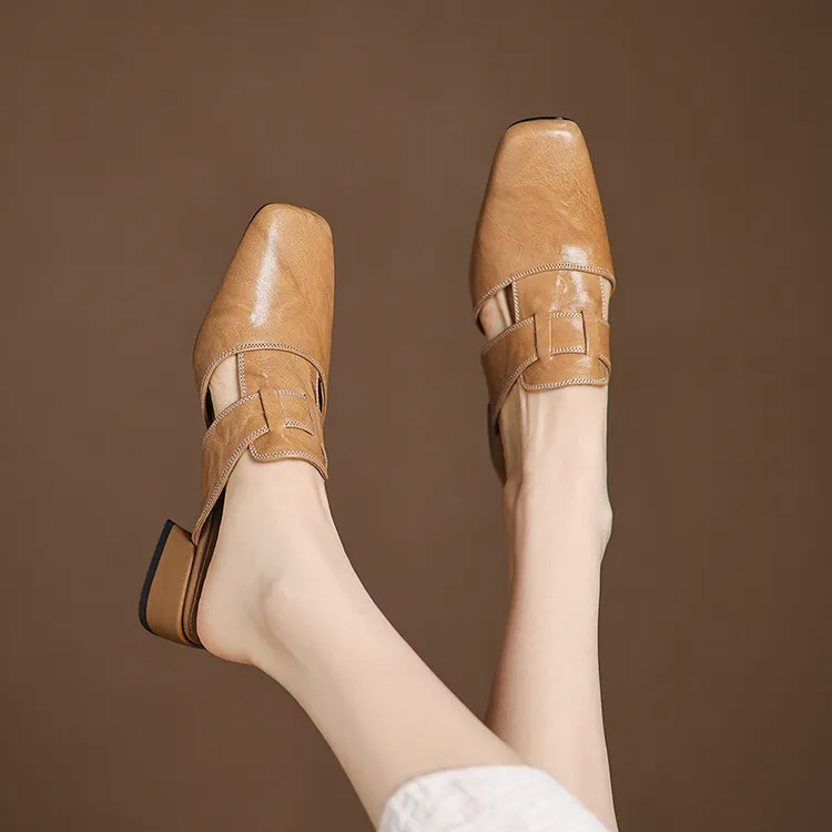 Real shot of closed-toe slippers, hand-scratched sheepskin retro style patchwork chunky heel closed-toe hollowed-out women's shoes