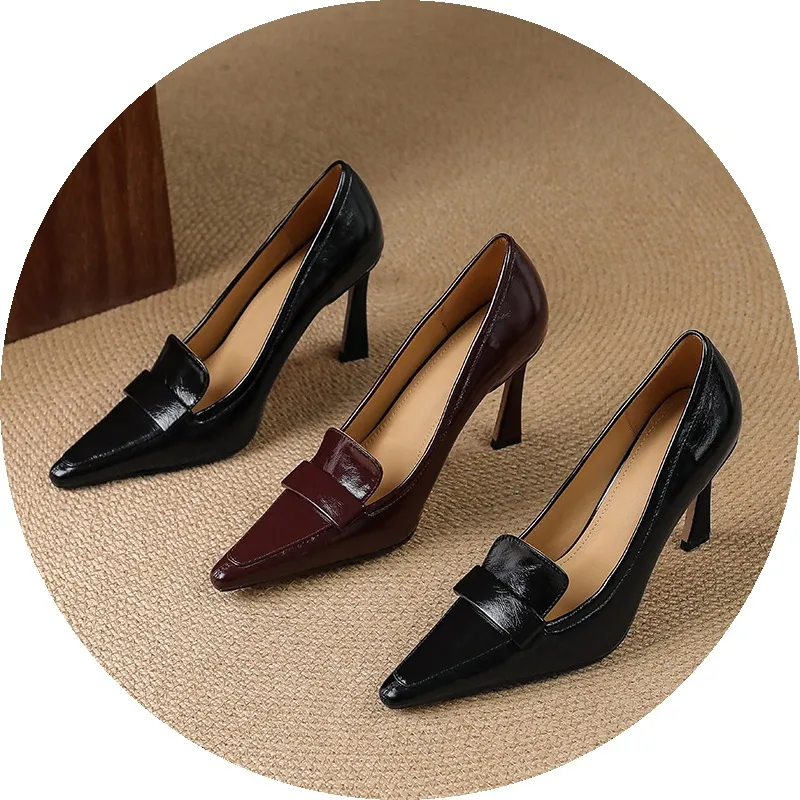 Stylish French high heels, elegant stiletto heels, retro style, durable pointed toe, low-cut, sophisticated high heels for women.