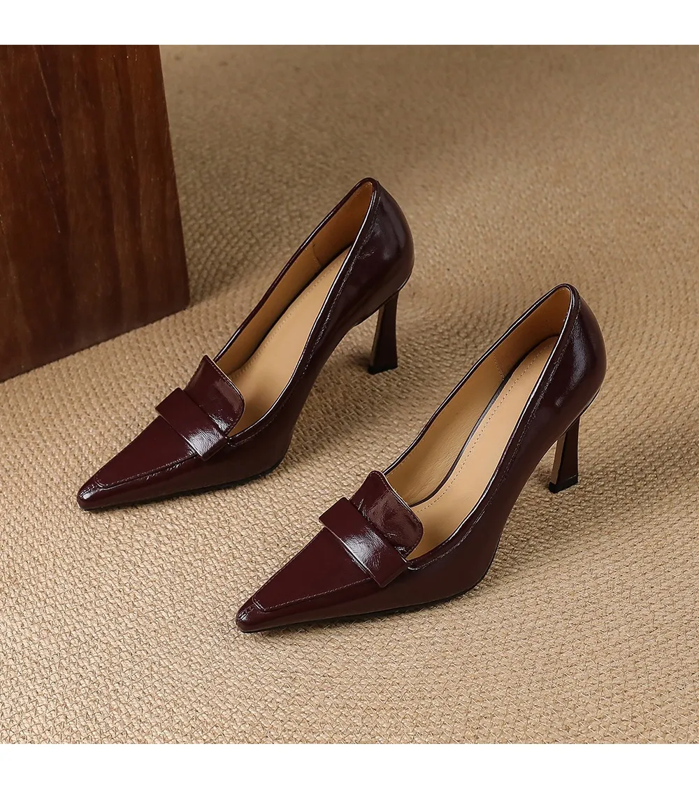 Stylish French high heels, elegant stiletto heels, retro style, durable pointed toe, low-cut, sophisticated high heels for women.