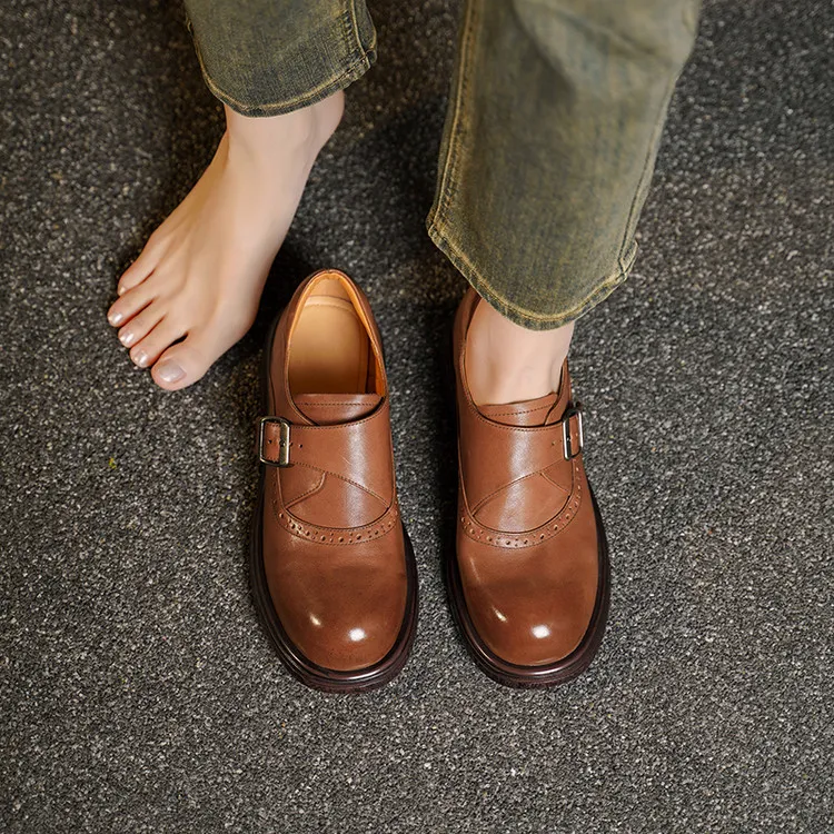 Spring round-toe single shoes, chunky heel, mid-heel, belt buckle, washed cowhide women's shoes, 12-17R
