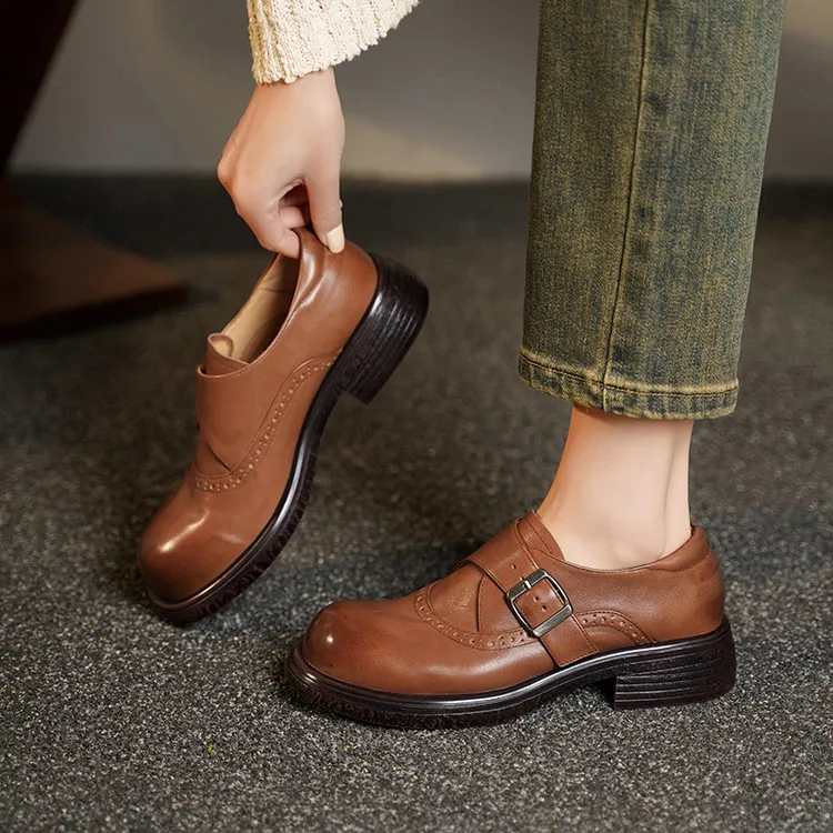 Spring round-toe single shoes, chunky heel, mid-heel, belt buckle, washed cowhide women's shoes, 12-17R