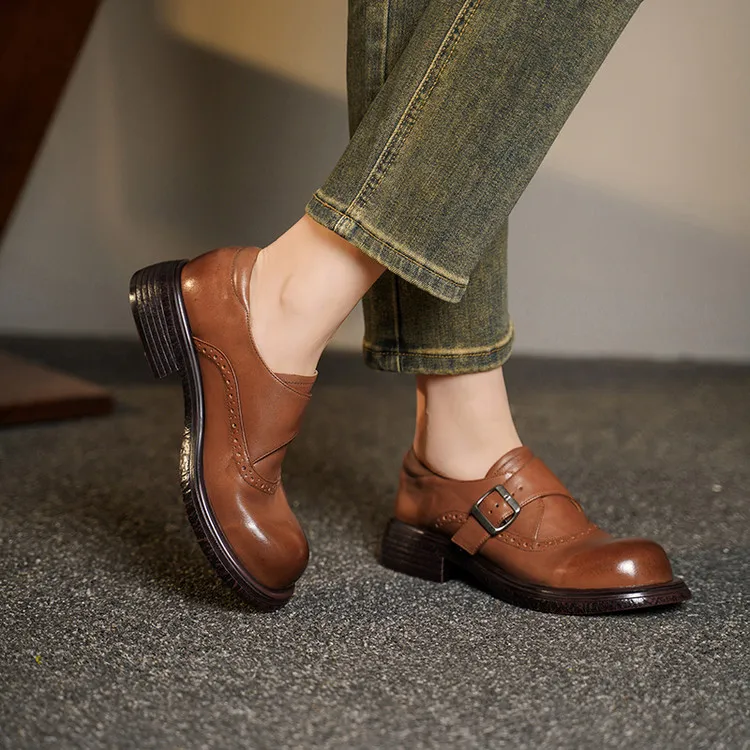 Spring round-toe single shoes, chunky heel, mid-heel, belt buckle, washed cowhide women's shoes, 12-17R