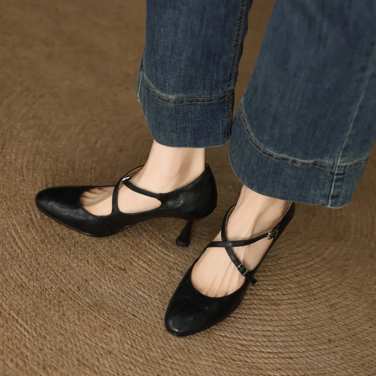Spring single shoes, round toe, cross buckle, stiletto heel, sheepskin fashion women's shoes, 12-15i
