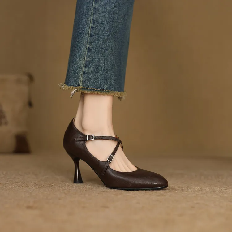 Spring single shoes, round toe, cross buckle, stiletto heel, sheepskin fashion women's shoes, 12-15i