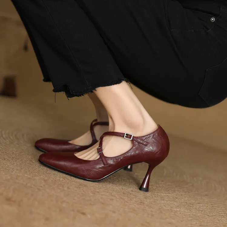 Spring single shoes, round toe, cross buckle, stiletto heel, sheepskin fashion women's shoes, 12-15i