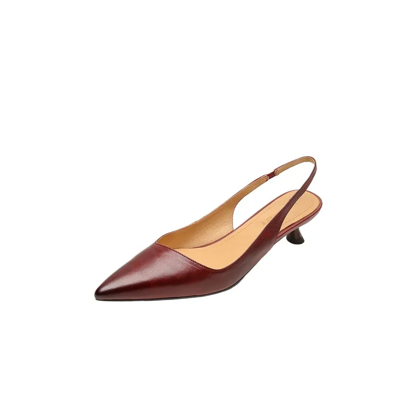 Women's Roman-style French sandals made of top-grain cowhide, pointed toe, open back, Mary Jane style, single strap, small heel, closed toe.