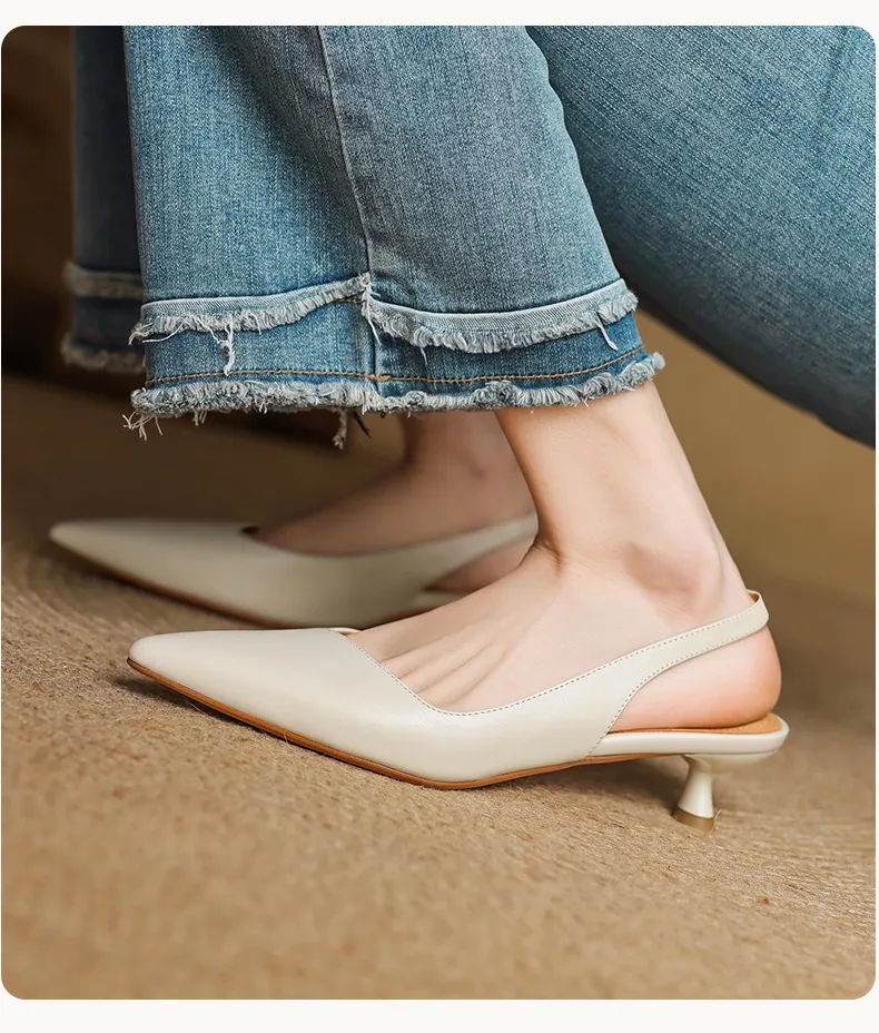 Women's Roman-style French sandals made of top-grain cowhide, pointed toe, open back, Mary Jane style, single strap, small heel, closed toe.