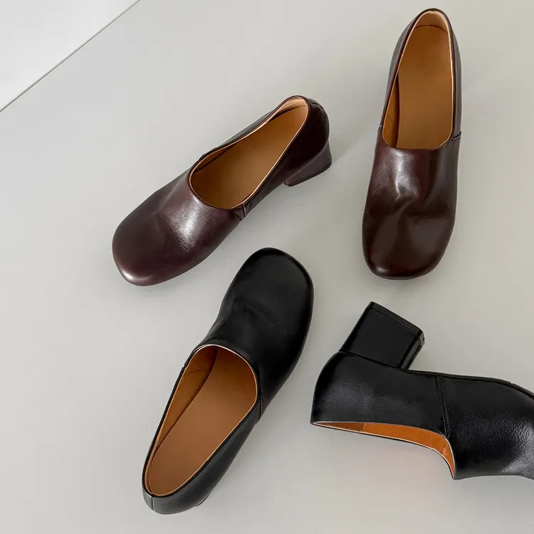 Women's high-heeled cowhide fashion shoes, deep-cut, round toe, chunky heel, black, dark color, sizes 12-17L