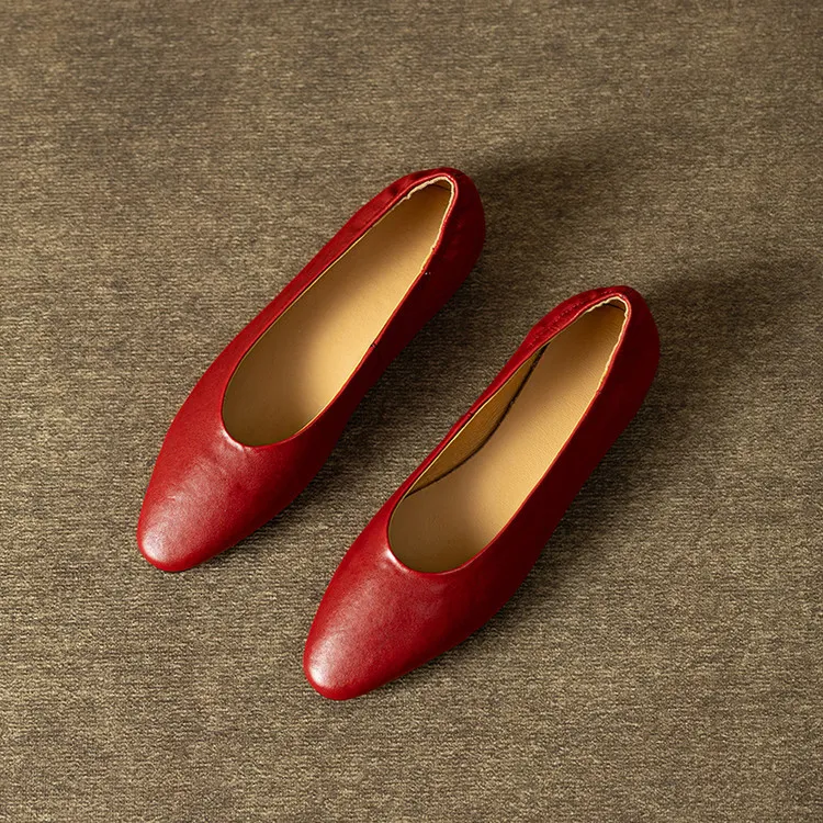 Early spring single shoes, round toe, flat, simple, solid color, sheepskin, comfortable slip-on women's shoes, 12-30d