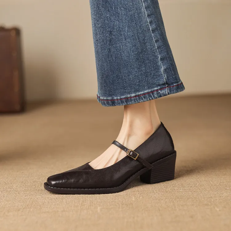 Early spring single shoes, square toe, buckle, chunky heel, Mary Jane style, sheepskin fashion shoes, 12-3