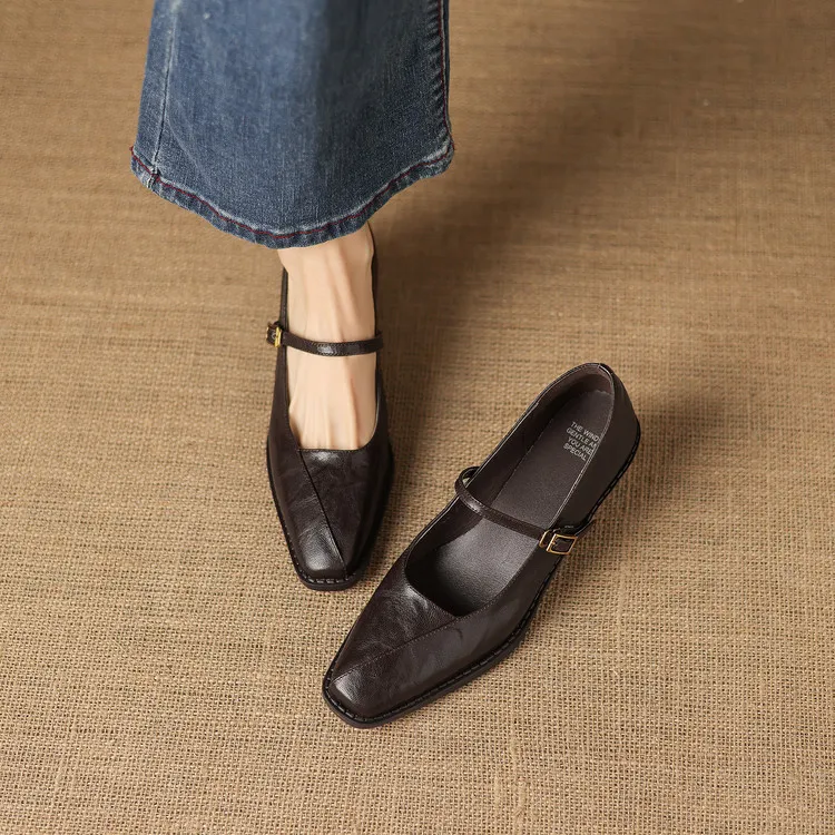 Early spring single shoes, square toe, buckle, chunky heel, Mary Jane style, sheepskin fashion shoes, 12-3