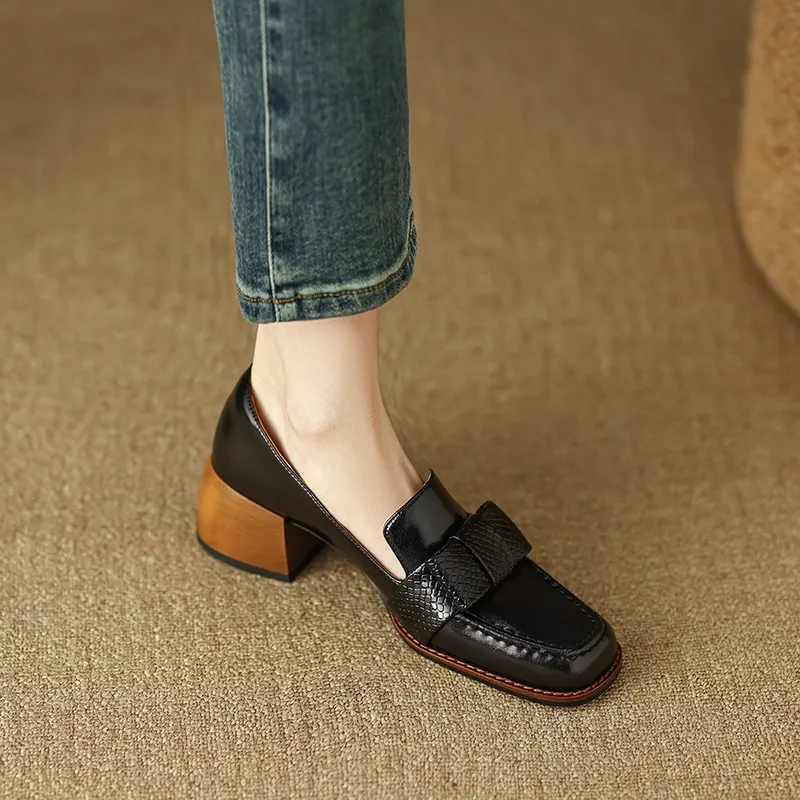 Elegant and stylish soft cowhide bow loafers for spring, chunky mid-heel, women's shoes in various sizes.