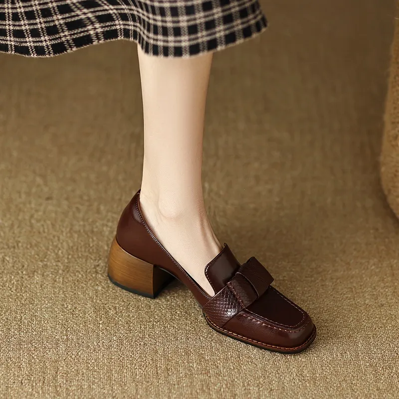 Elegant and stylish soft cowhide bow loafers for spring, chunky mid-heel, women's shoes in various sizes.