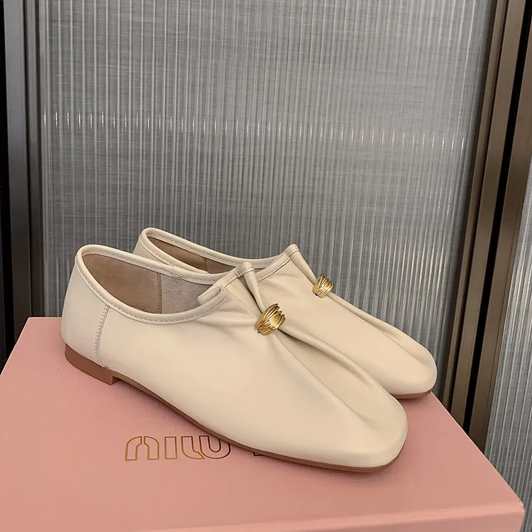 Early spring single shoes, square toe, flat, sheepskin fashion women's shoes, brown, coffee, off-white, 12-30s