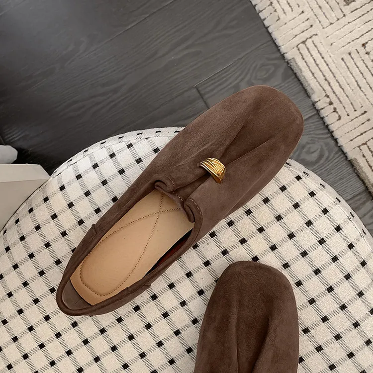 Early spring single shoes, square toe, flat, sheepskin fashion women's shoes, brown, coffee, off-white, 12-30s
