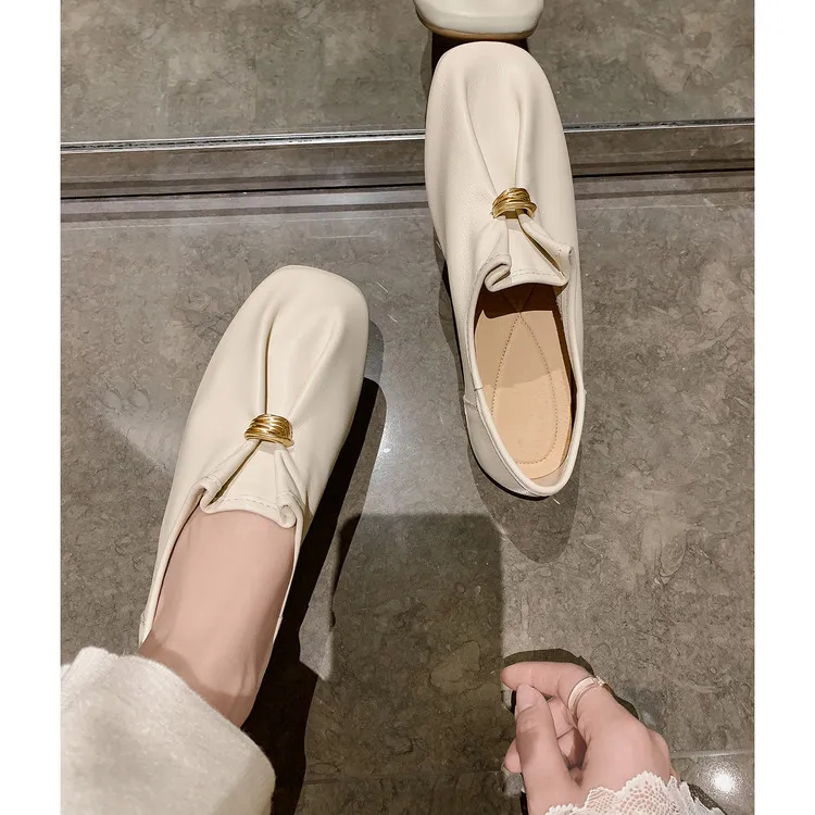 Early spring single shoes, square toe, flat, sheepskin fashion women's shoes, brown, coffee, off-white, 12-30s