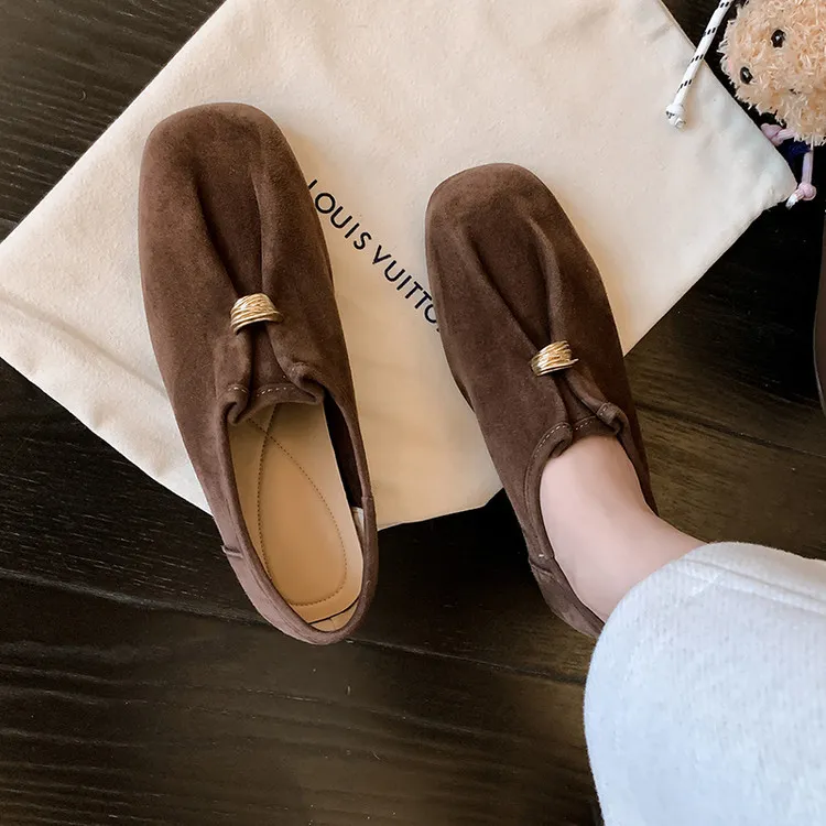 Early spring single shoes, square toe, flat, sheepskin fashion women's shoes, brown, coffee, off-white, 12-30s