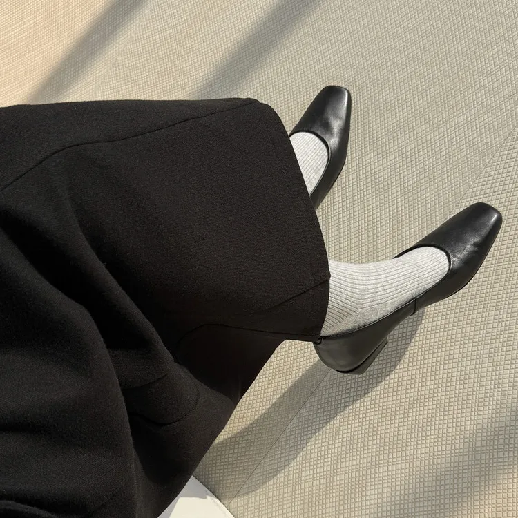 Early spring single shoes, square toe, chunky heel, low heel, shallow mouth, elegant and comfortable women's shoes, 12-26t