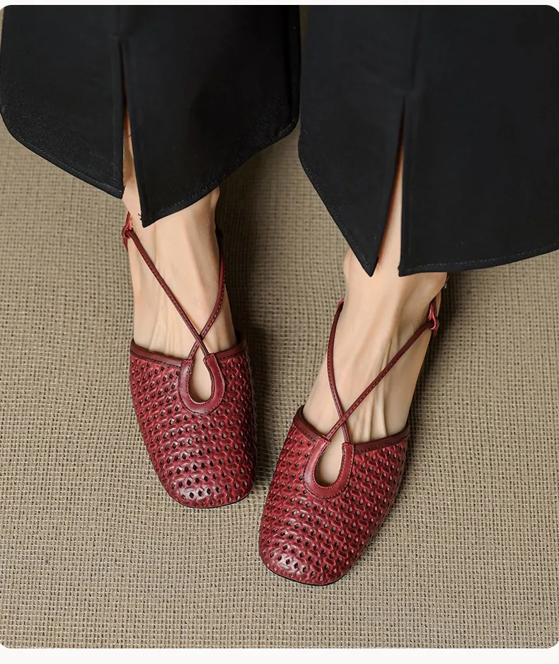 Summer soft openwork closed-toe sandals with cross buckle straps, round toe, 3cm chunky heel, Mary Jane style women's shoes