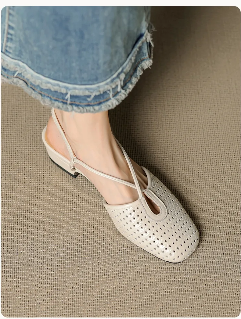 Summer soft openwork closed-toe sandals with cross buckle straps, round toe, 3cm chunky heel, Mary Jane style women's shoes