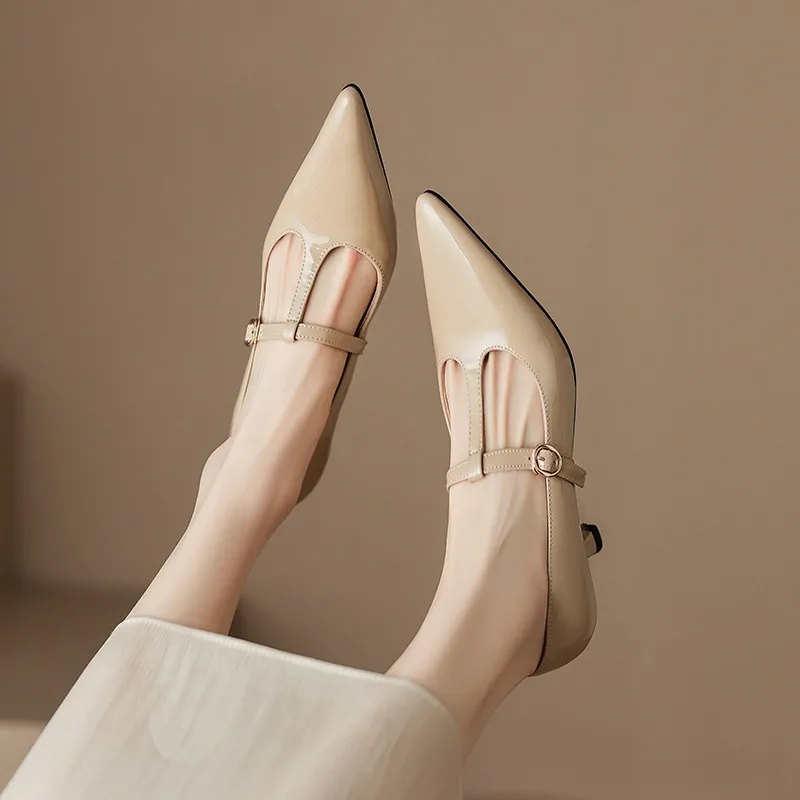 T-strap Mary Jane shoes, patent leather high heels, spring and autumn stiletto pointed toe low-cut women's shoes.