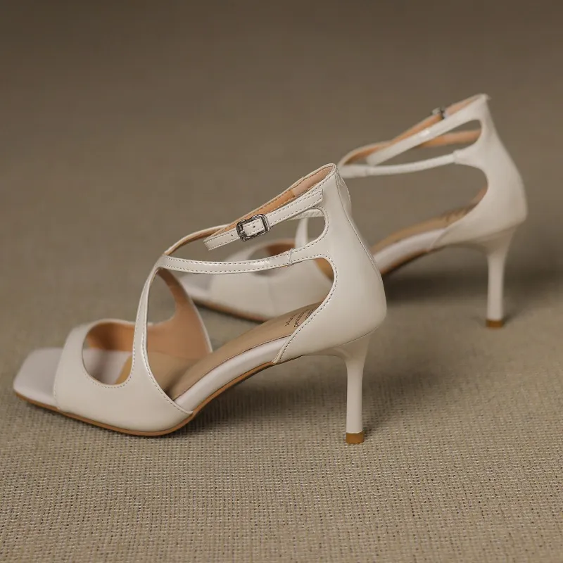 Sexy 7cm stiletto sandals with a single buckle strap for women, summer patent leather, square toe, open toe, high heels for petite women.
