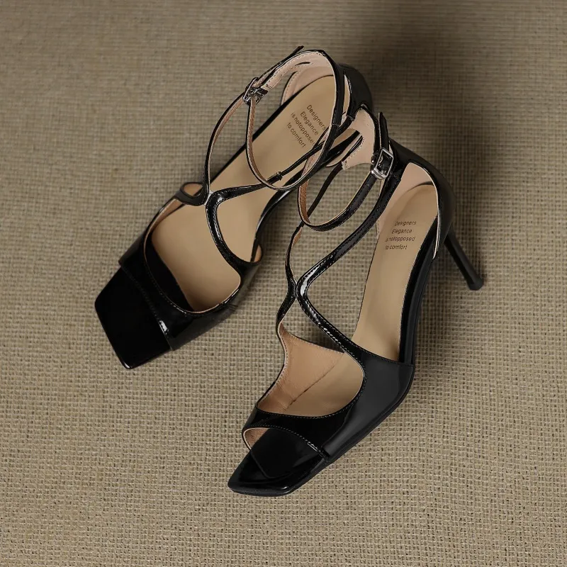Sexy 7cm stiletto sandals with a single buckle strap for women, summer patent leather, square toe, open toe, high heels for petite women.