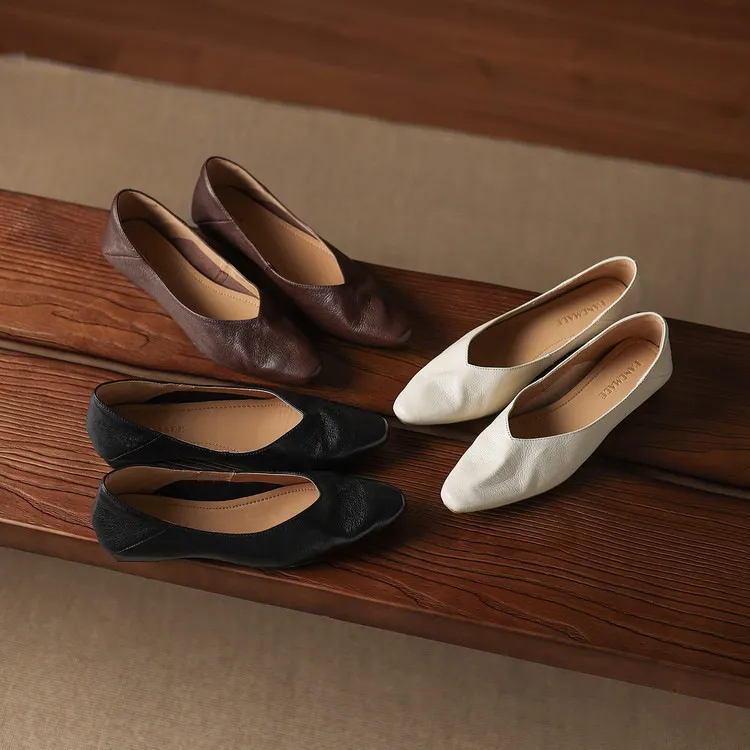Comfortable flat Korean style low-cut women's shoes for spring and autumn, made of first-layer sheepskin, square toe, soft, single shoes with low heels.