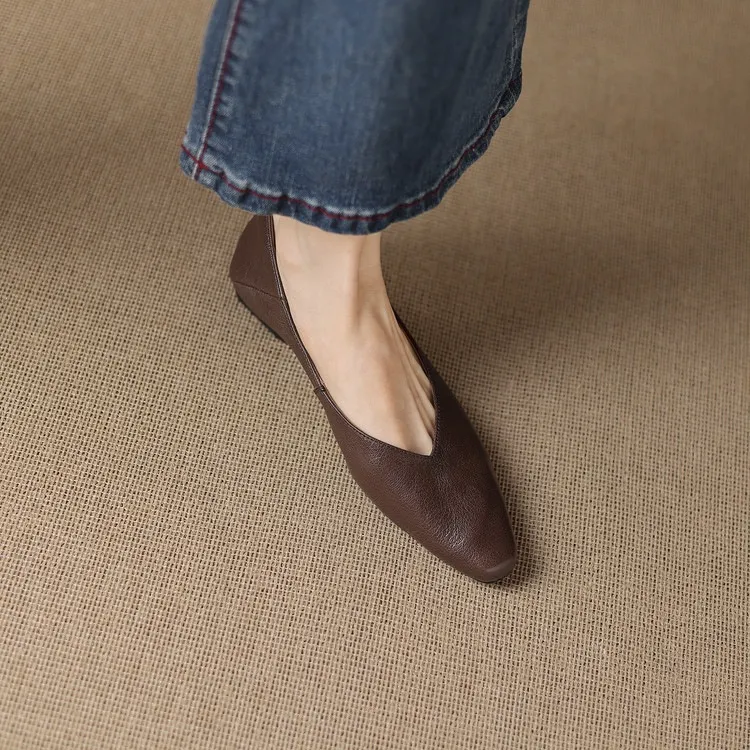 Comfortable flat Korean style low-cut women's shoes for spring and autumn, made of first-layer sheepskin, square toe, soft, single shoes with low heels.